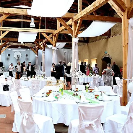 Bed & Breakfast Jagdschloss 3*